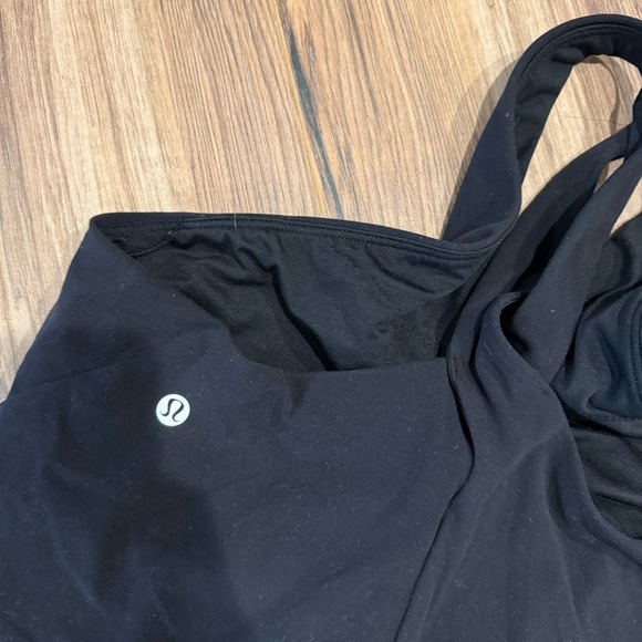Lululemon Nulu Wrap-Front Longline Bra Crop Top *Light Support, A/B Cup - Picture 9 of 9